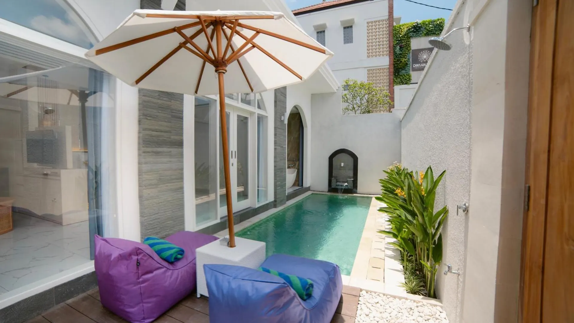 Kubu Bali Suite Seminyak Керобокан