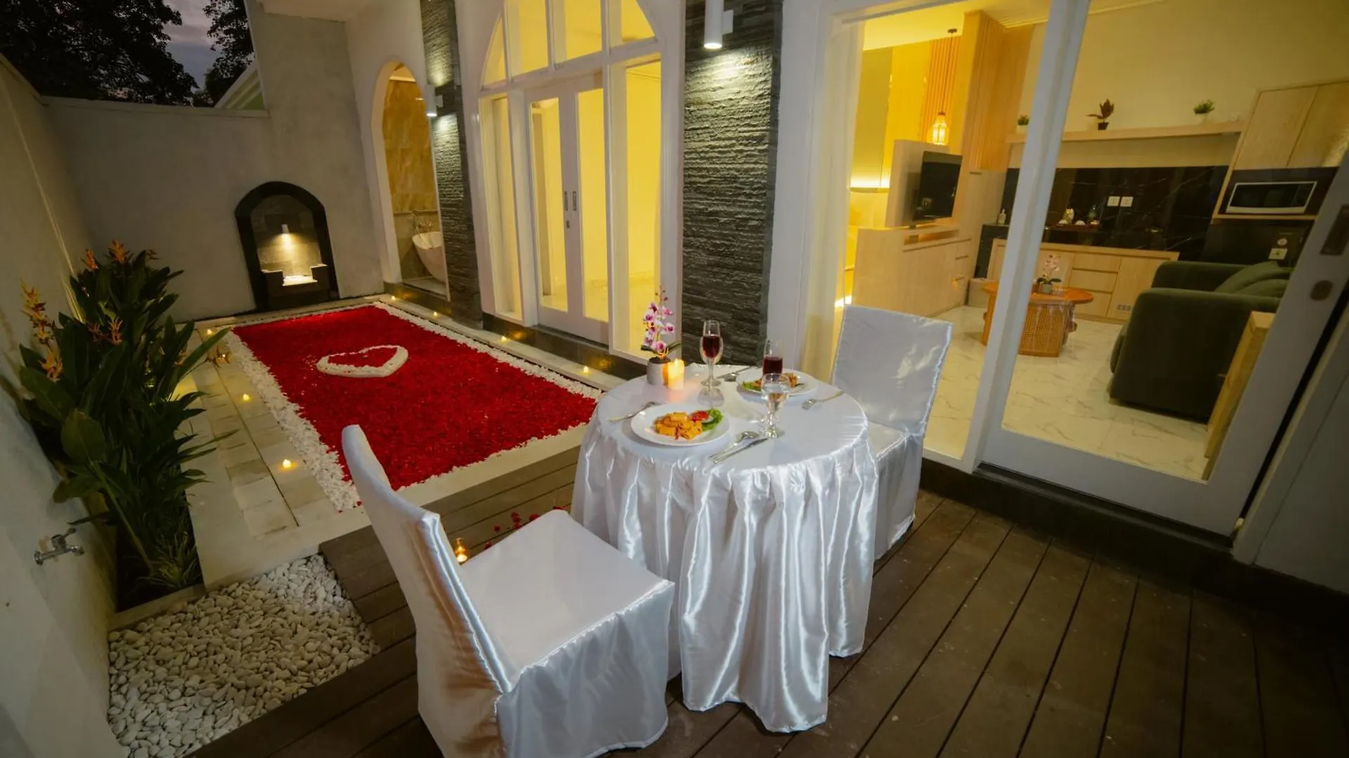 *** База отдыха Kubu Bali Suite Seminyak Керобокан Индонезия